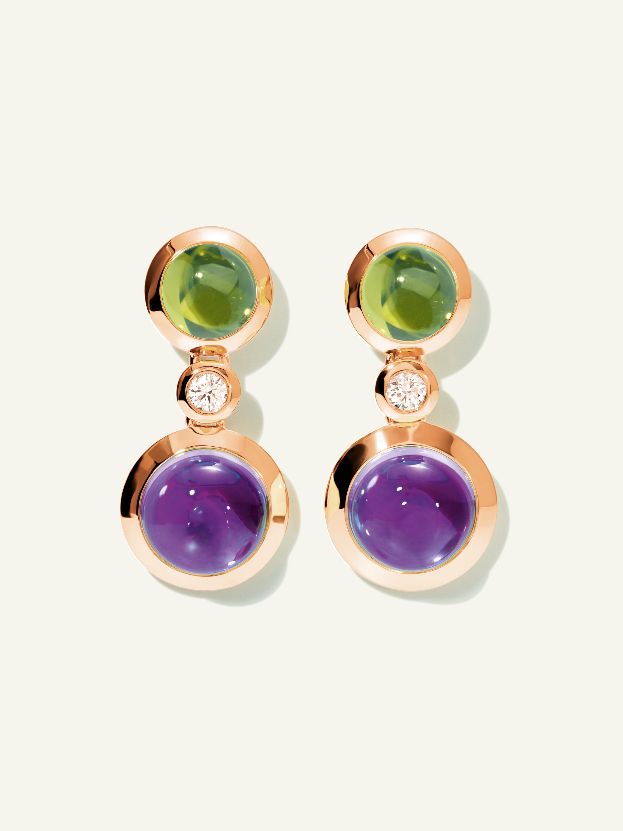 BOUTON 2 Cabochons Ohrringe in 'Aurora' mit Diamanten