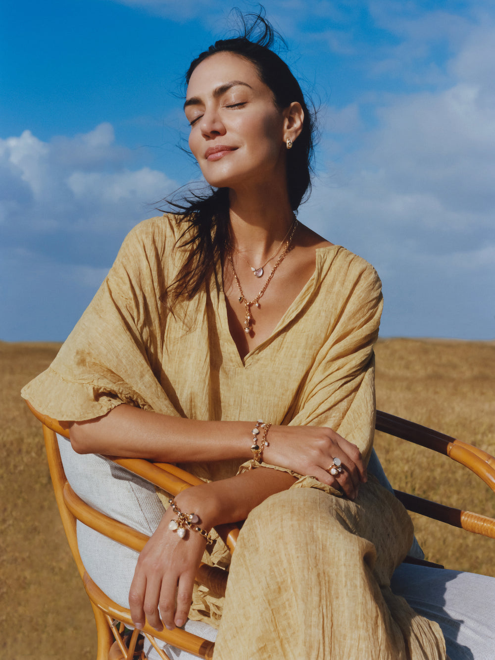 Necklace SIGNATURE 2 Drops Moonstone sand/white / Diamond Pavé Mondstein Sand / Weiß und Diamant Pavé