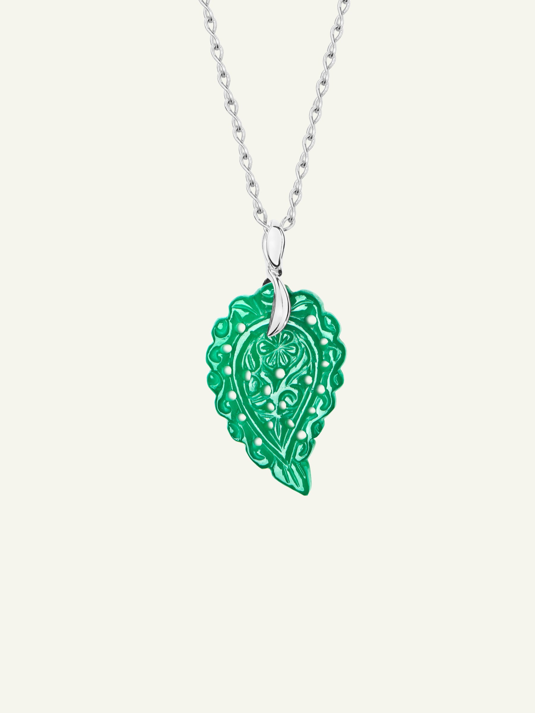 INDIA Small Pendant with Green Onyx