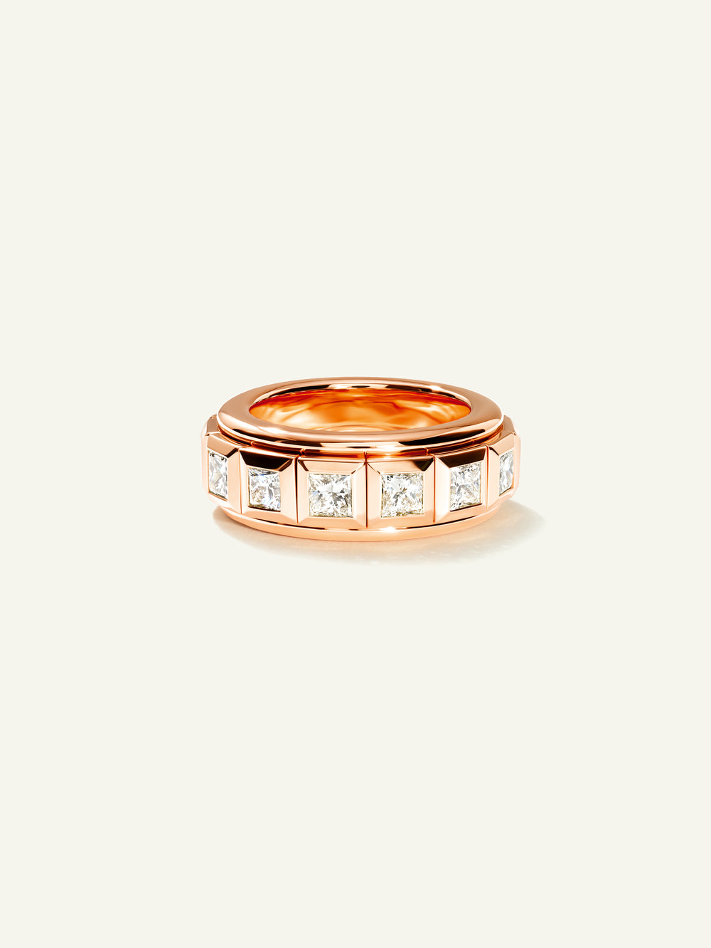 R-CV44-14-PrL-rg | Ring CURRICULUM VITAE 44 princess cut Diamonds