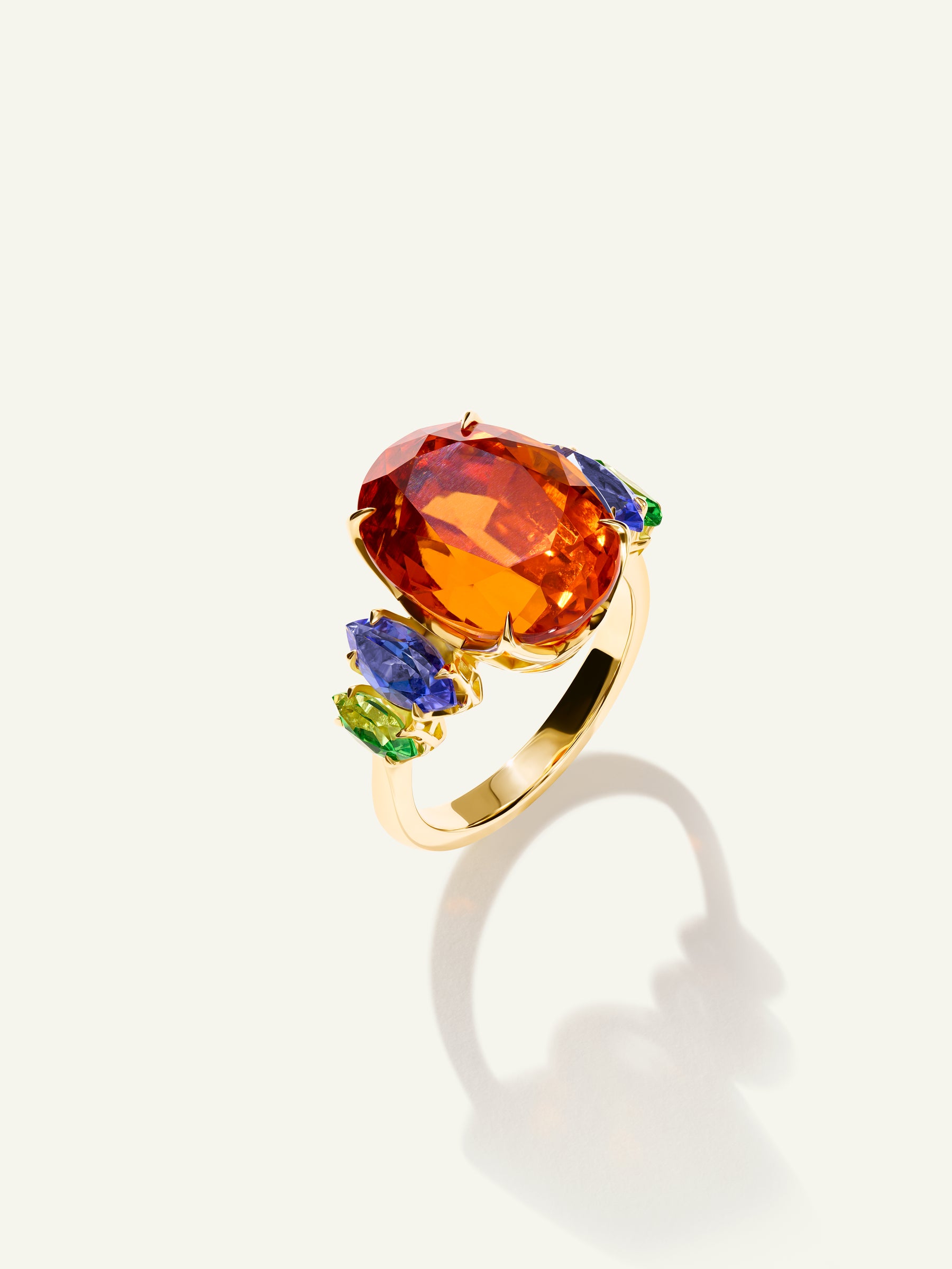 GLAMOUR Ring with Mandarin Garnet, Tanzanites and Tsavorites