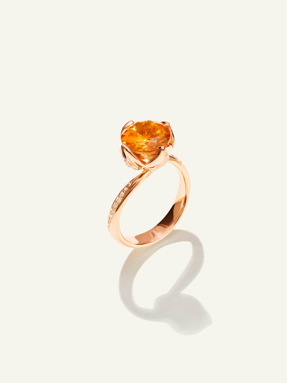 R-TUL-Man3.7-p-rg | TULIP Ring with Mandarin Garnet