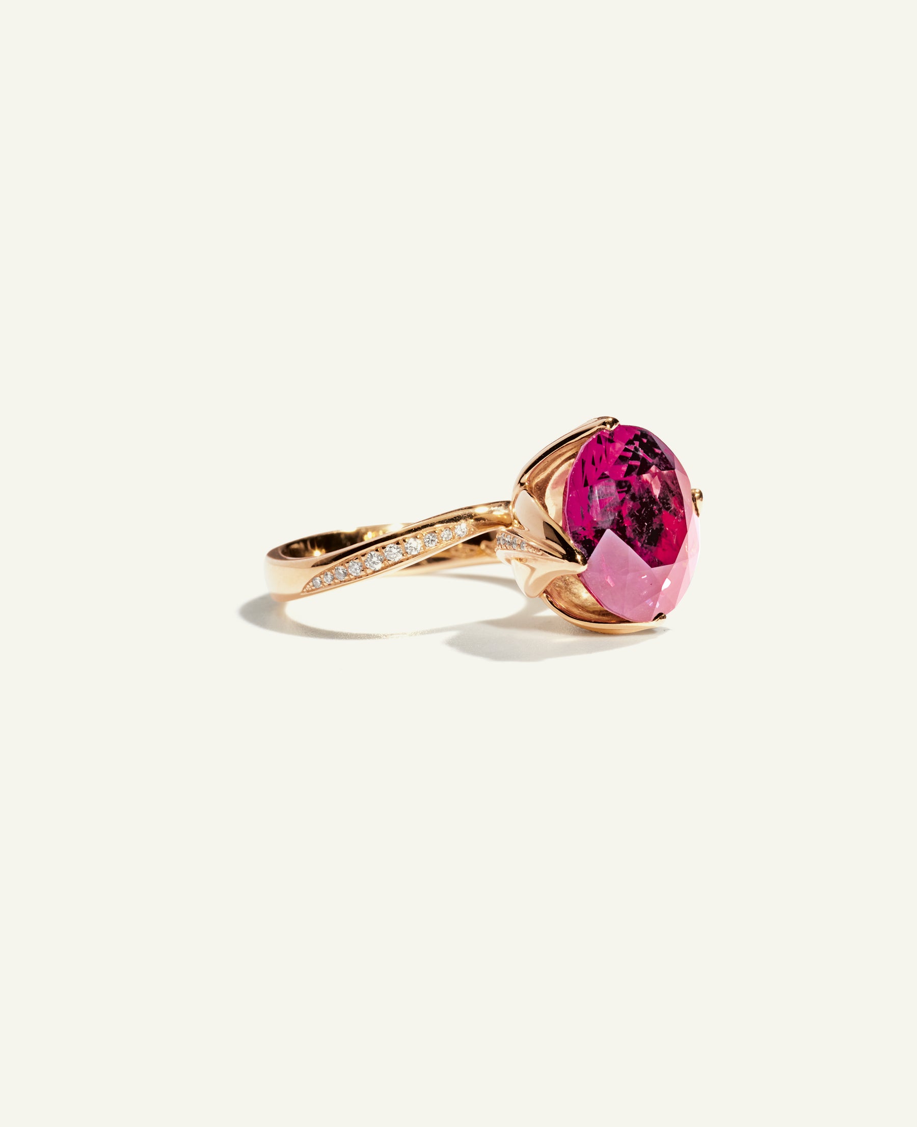 R-TUL-TuPi4.3-p-rg | TULIP Ring with Pink Tourmaline