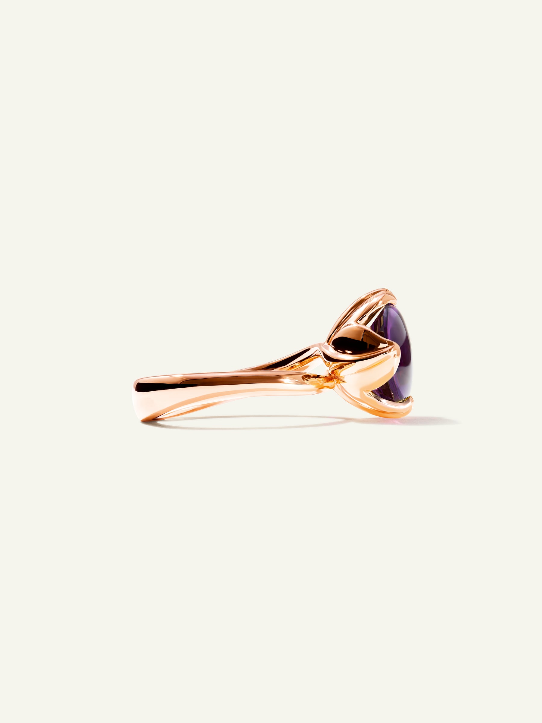 TULIP Small Ring with Amethyst