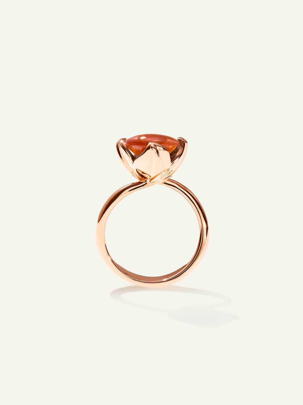 TULIP Small Ring with Mandarin Garnet