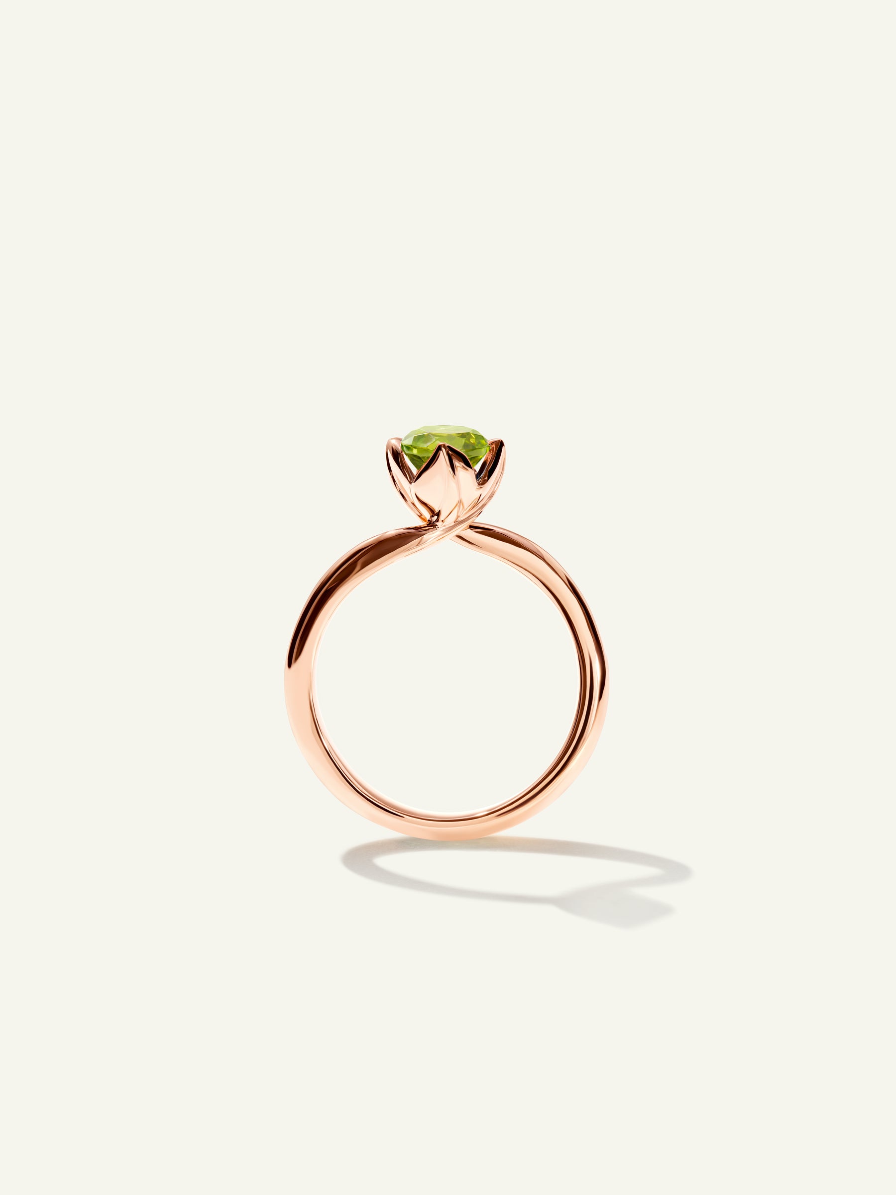 TULIP Ring XS with Peridot